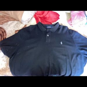 Polo shirt collared